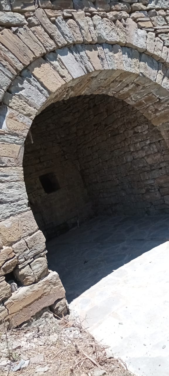 Πέτρινη Καμάρα, Σκάλες & Τοίχος Αντιστήριξης – COKA Κατασκευαστική Ιωάννινα, φωτογραφία 2
